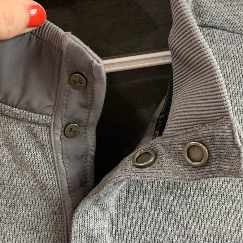 Under Armour Men's Grey Pullover Sweater - Picture 4 of 7